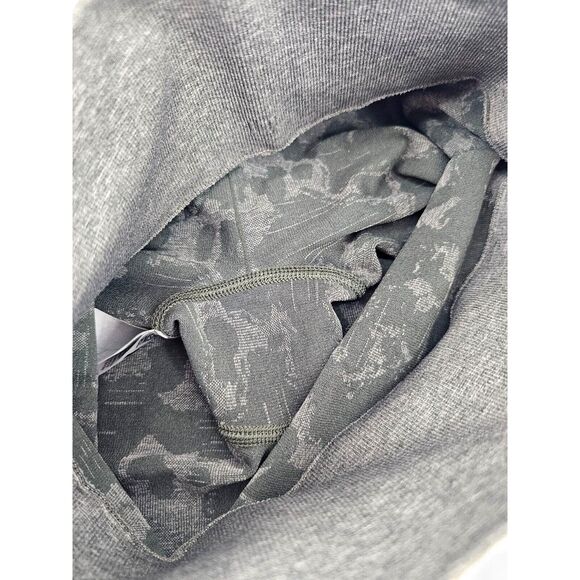 Gymshark Adapt Camo Seamless Bra and Shorts Set S/M - Picture 7 of 9